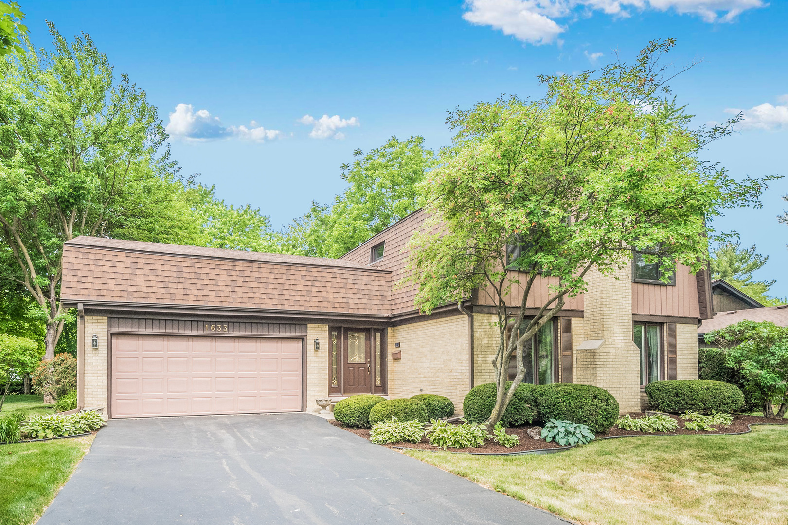 Maplebrook Ii in Naperville IL Homes for Sale Maplebrook Ii in