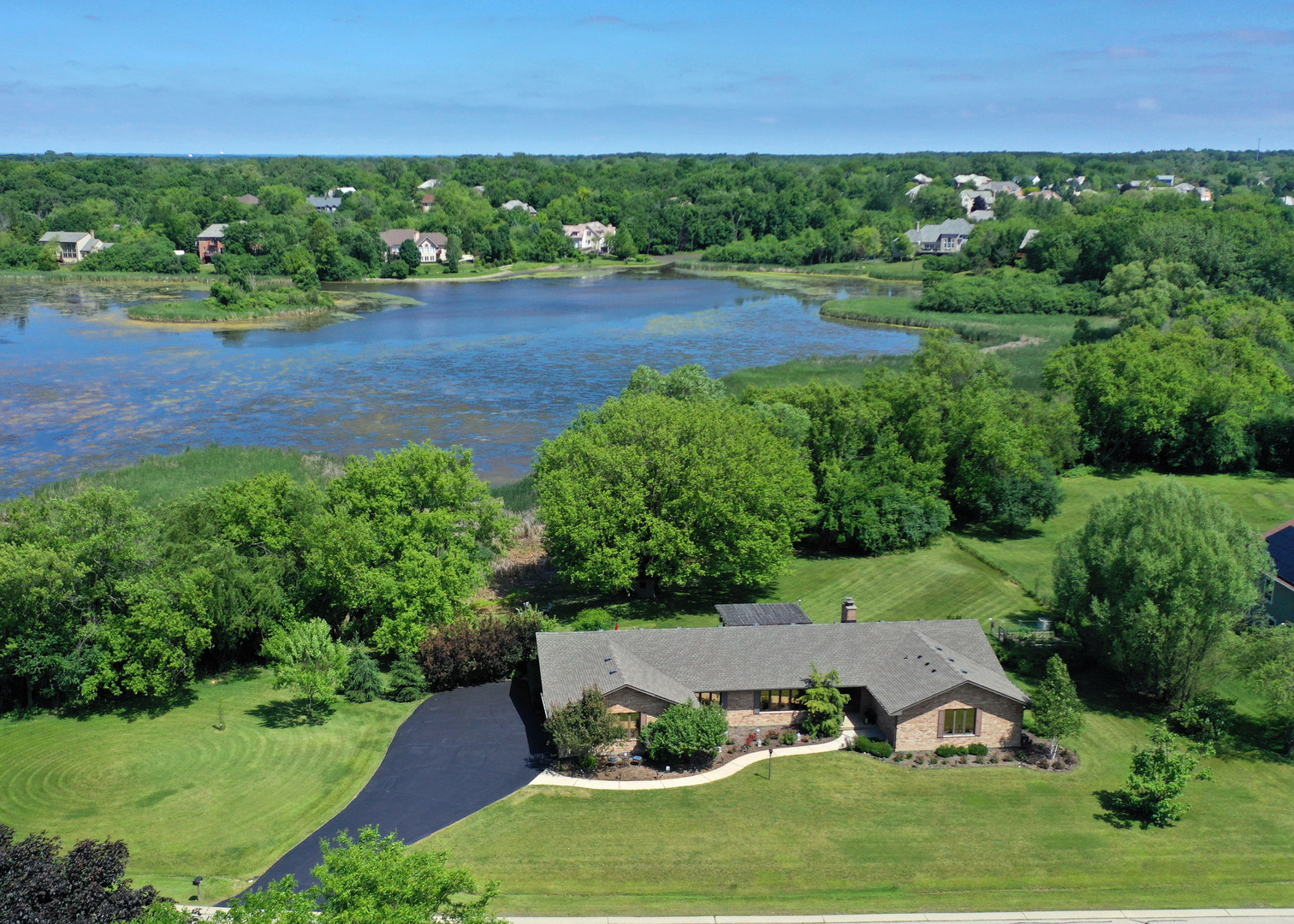 Acorn Acres in Hawthorn Woods IL Homes for Sale Acorn Acres in