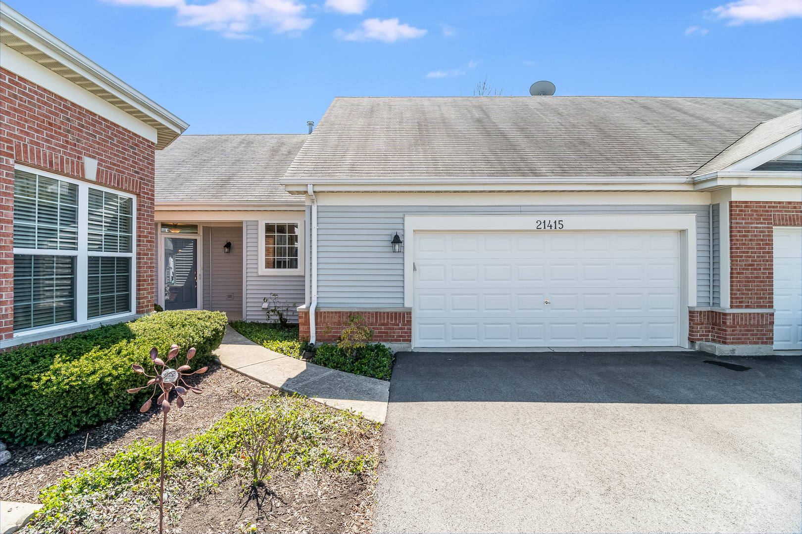 Carillon Lakes in Crest Hill IL Homes for Sale Carillon Lakes in