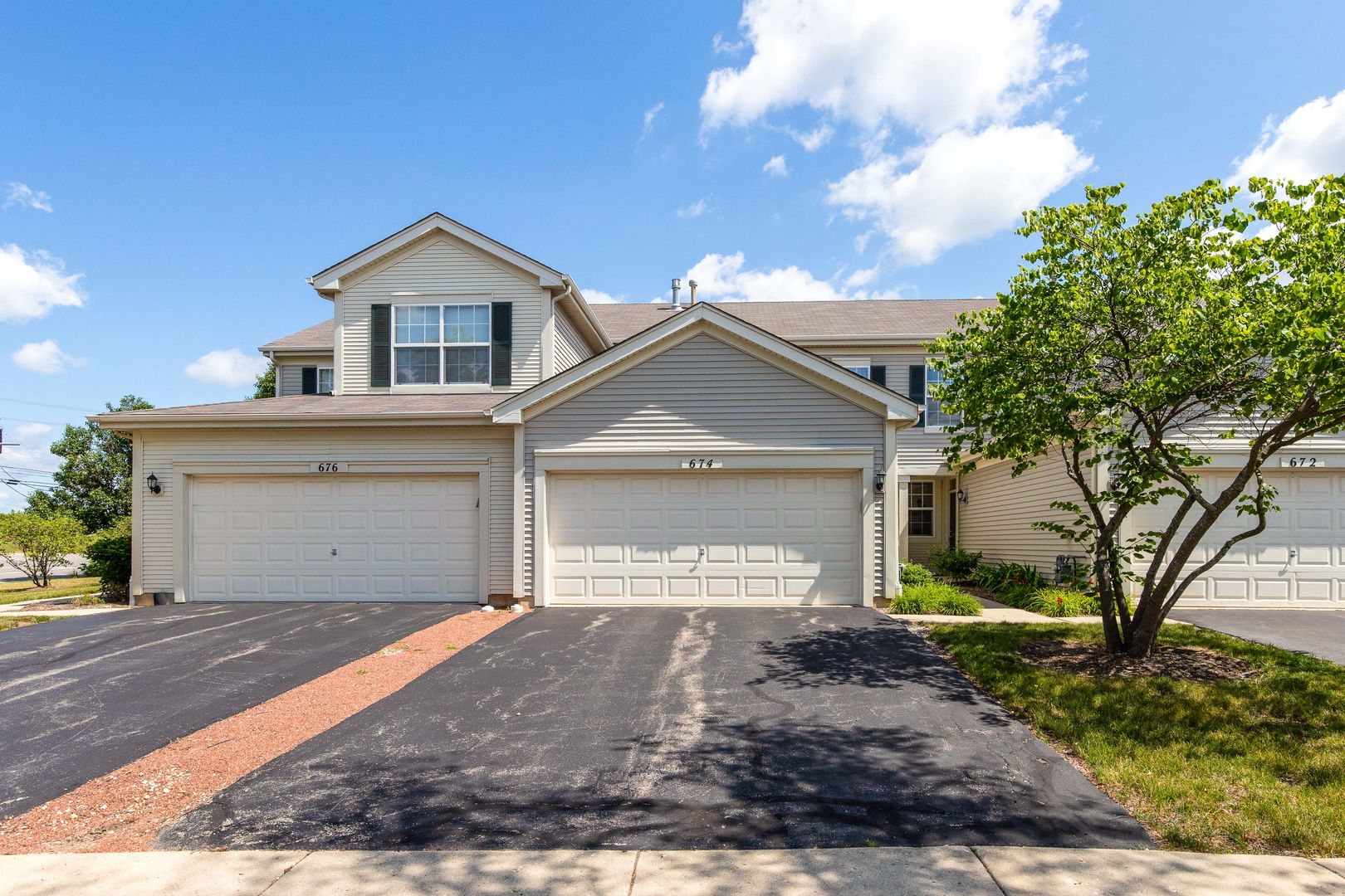 Lakewood Grove in Round Lake IL Homes for Sale Lakewood Grove in