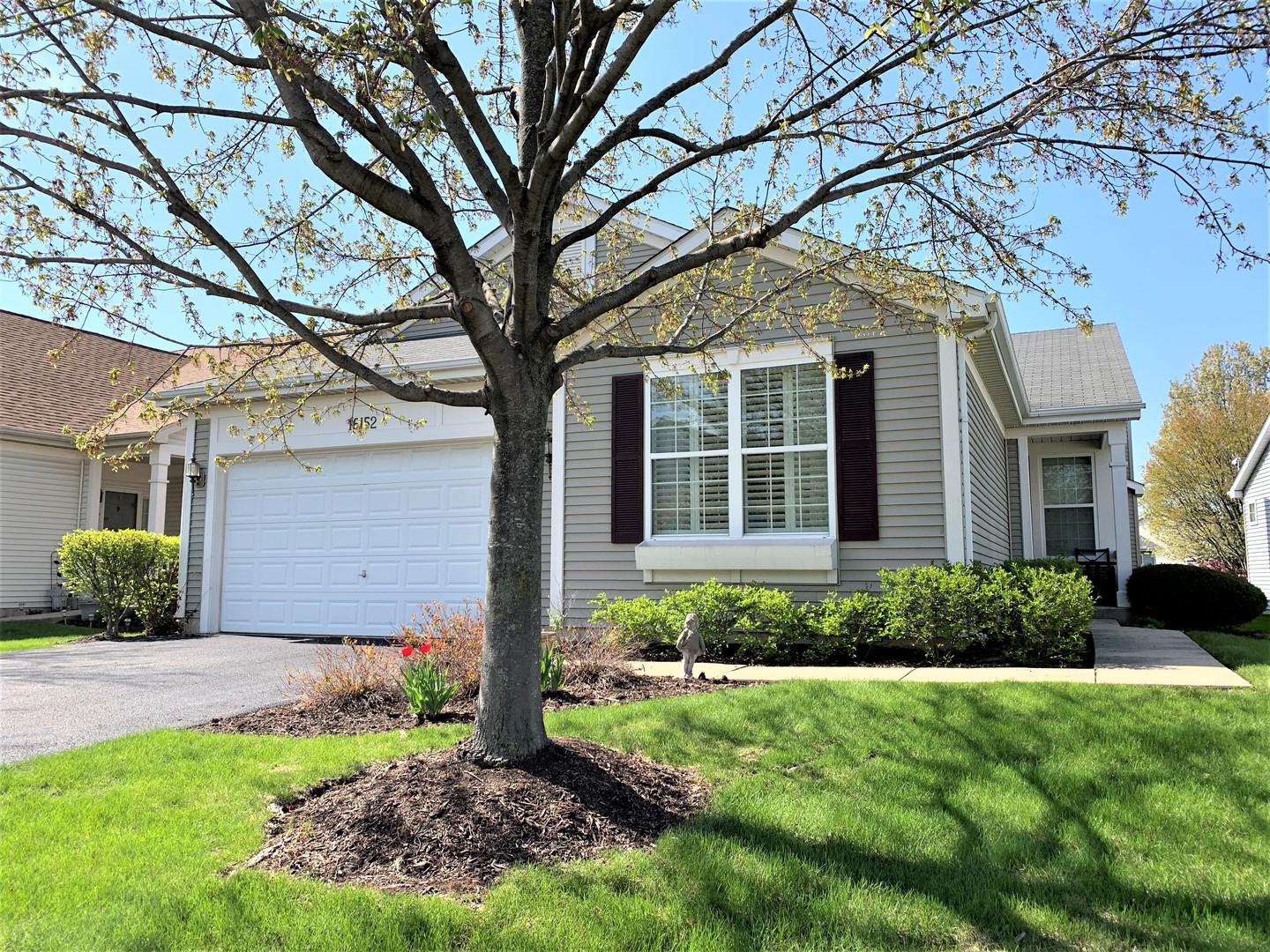 Carillon Lakes in Crest Hill IL Homes for Sale Carillon Lakes in