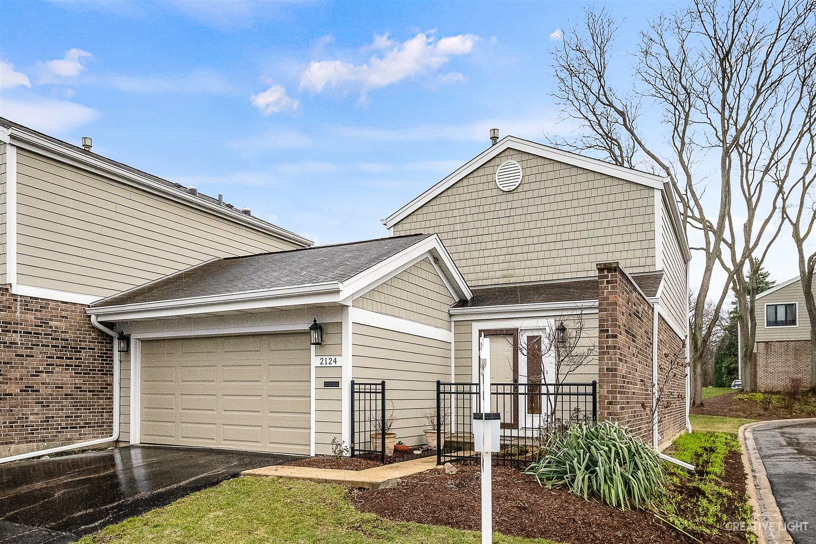 Streams Villa in Wheaton IL Homes for Sale Streams Villa in Wheaton