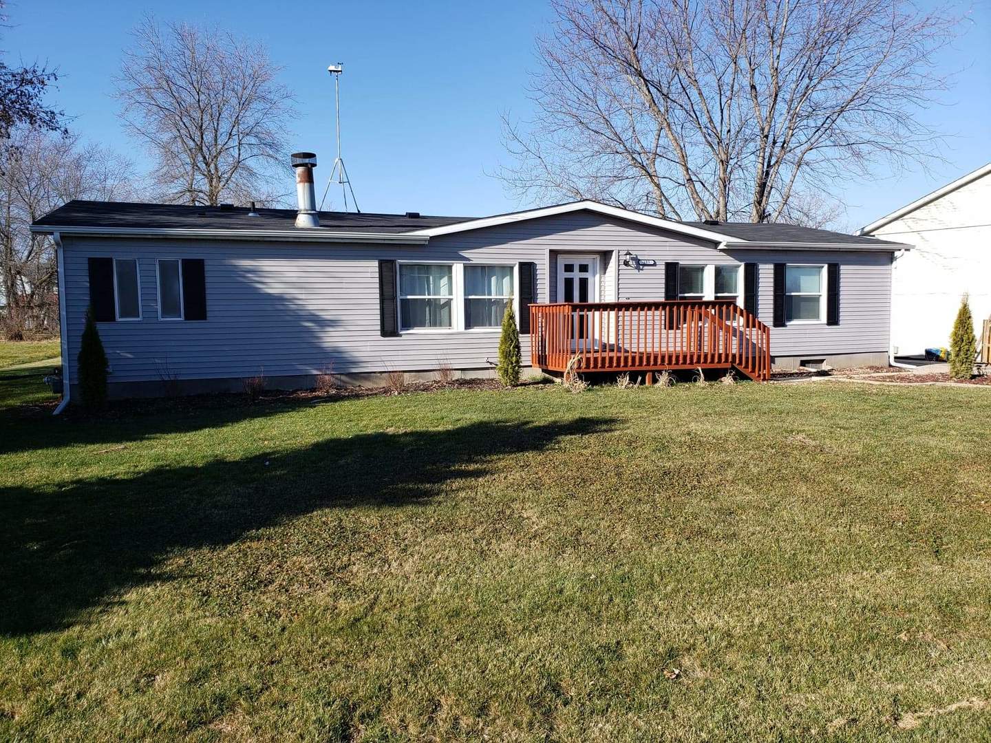 Candlewick Lake in Poplar Grove IL Homes for Sale Candlewick Lake in