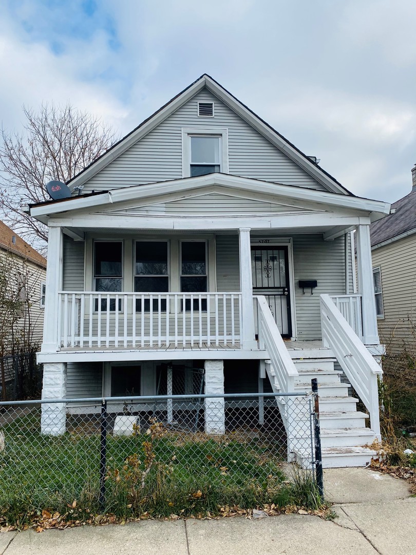 Hoyne Ave, Chicago, IL 60636