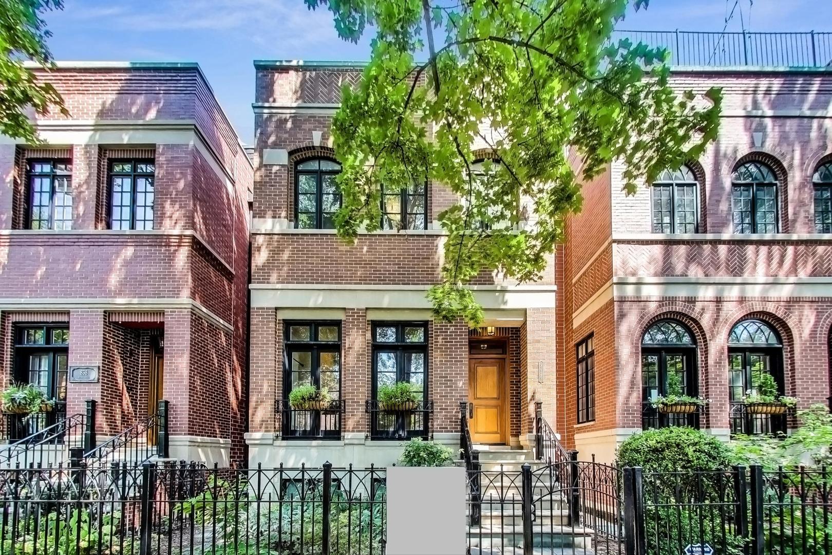 6 House in Lincoln Park