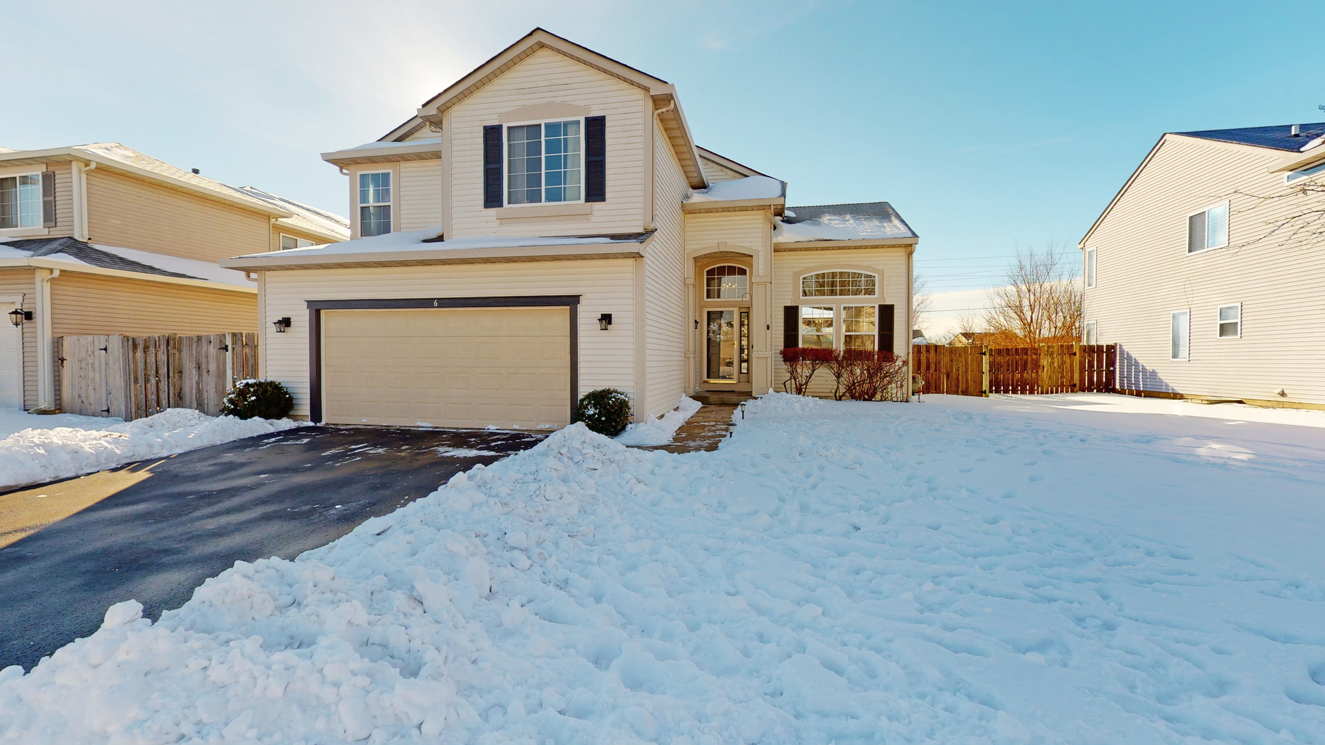 Lake in The Hills IL Homes for Sale Lake in The Hills Real Estate