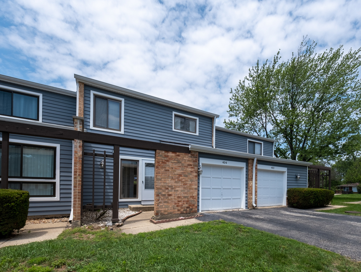 Harmony Village in Wheeling IL Homes for Sale Harmony Village in