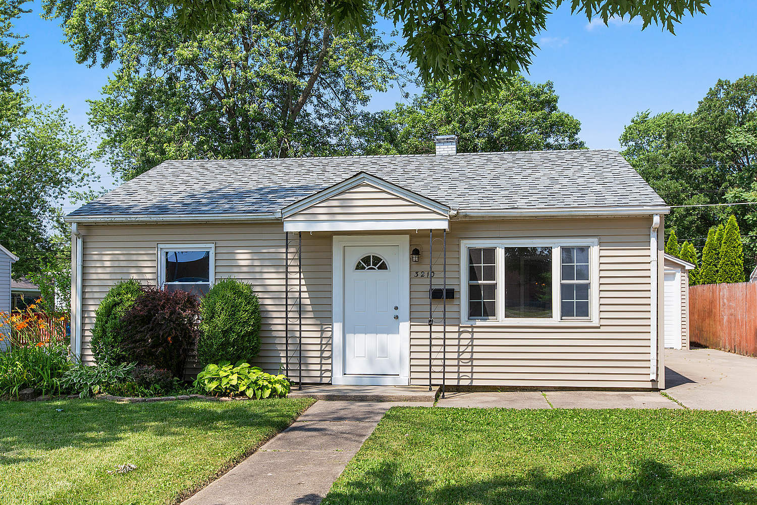 South Chicago Heights IL Homes for Sale South Chicago Heights Real Estate Bowers Realty Group