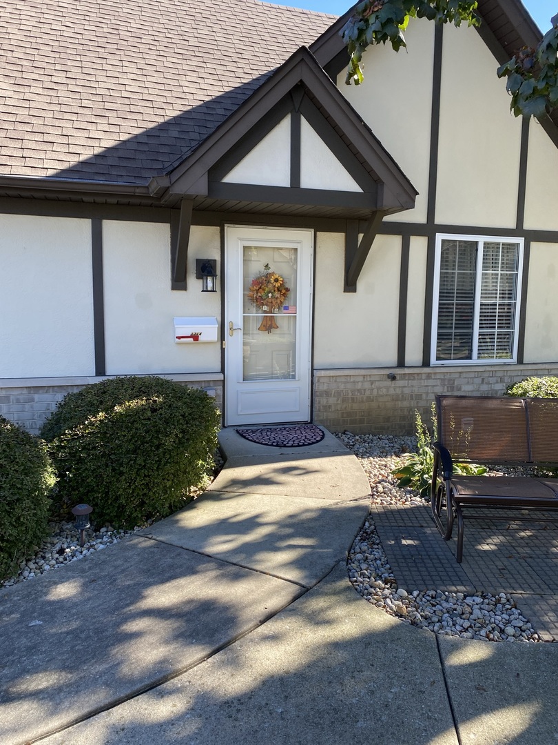 Willow Falls in Crest Hill IL Homes for Sale Willow Falls in Crest