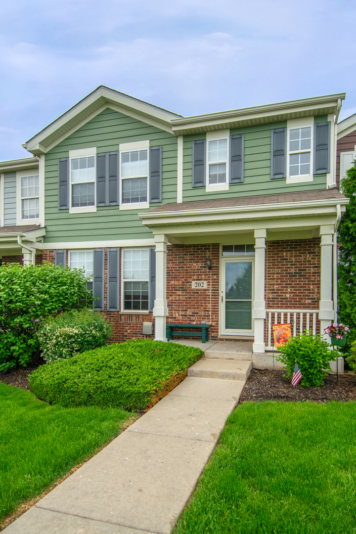 West Point Gardens in Elgin IL Homes for Sale West Point Gardens in