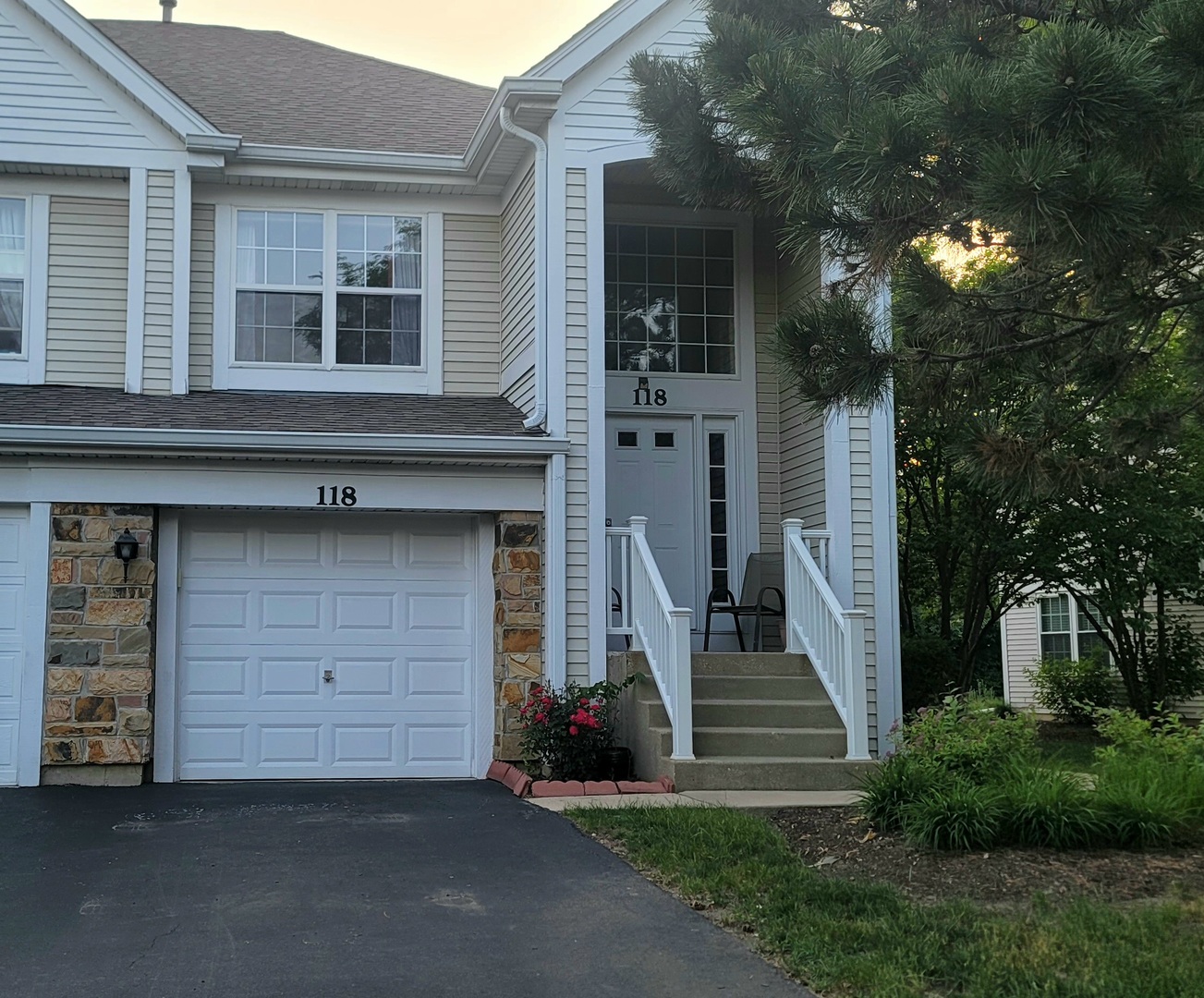 Concord Pointe in Carol Stream IL Homes for Sale Concord Pointe in Carol Stream Real Estate