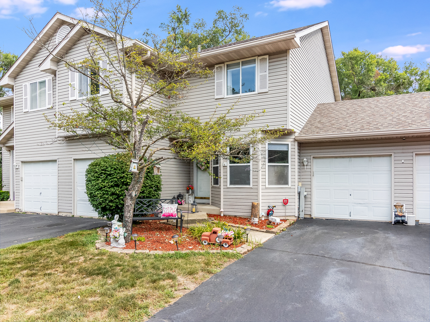 Deer Run Estates in Joliet IL Homes for Sale Deer Run Estates in Joliet Real Estate Bowers