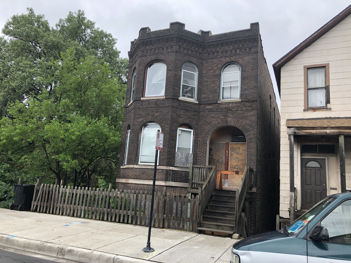 9240 S Brandon Avenue , Chicago IL, 60617 MLS 11136880 Dream Town