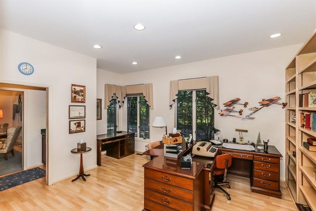 39 DEVERELL Drive
