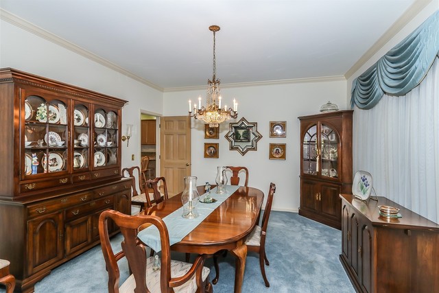 39 DEVERELL Drive