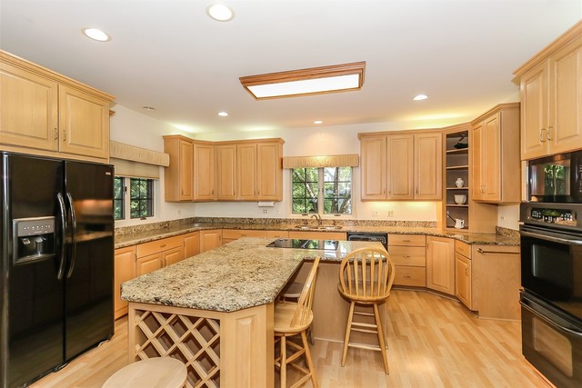 39 DEVERELL Drive