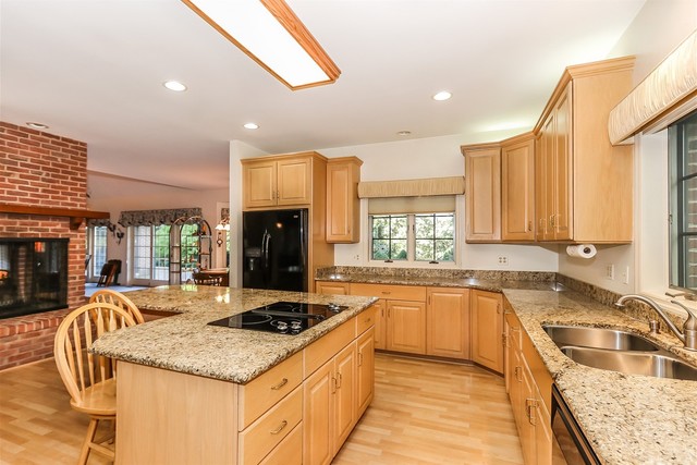 39 DEVERELL Drive