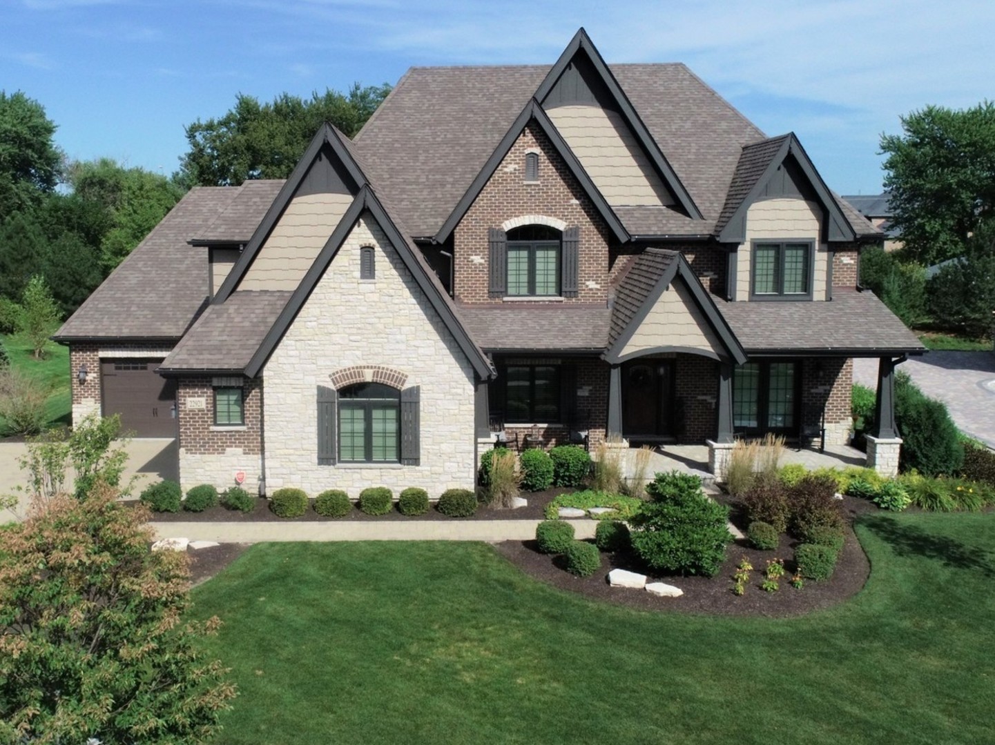 Olde Stone Village in Frankfort IL Homes for Sale Olde Stone Village