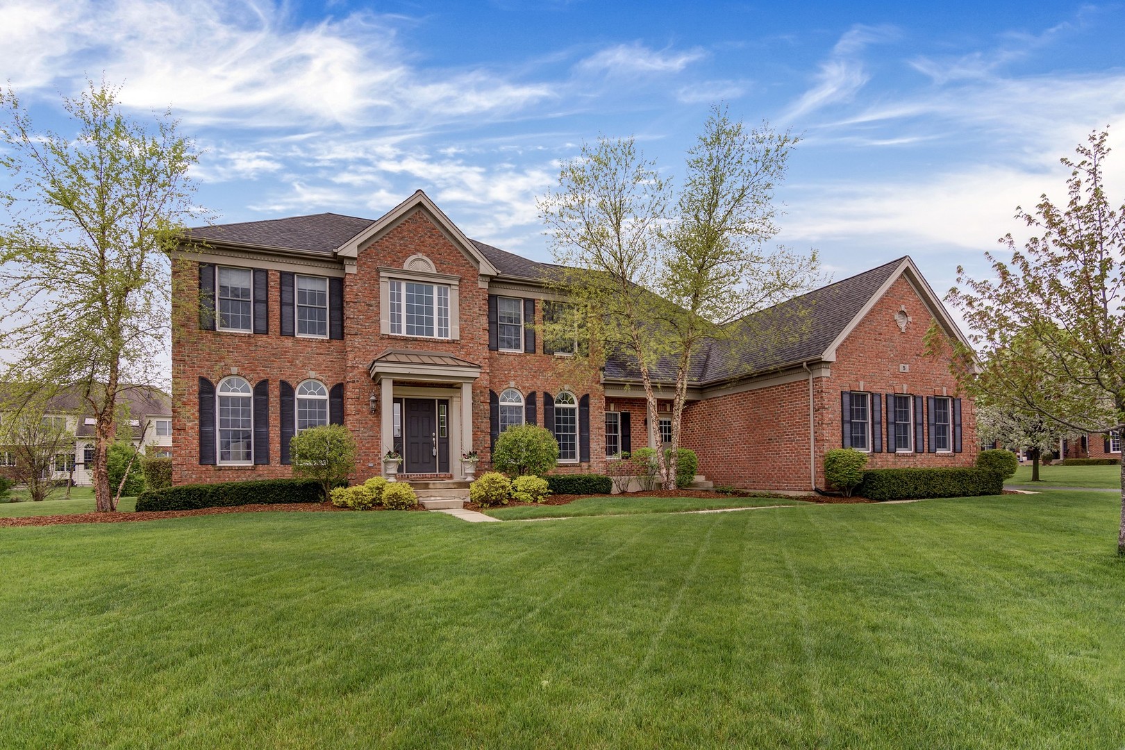 Hawthorn Woods Country Club in Hawthorn Woods IL Homes for Sale