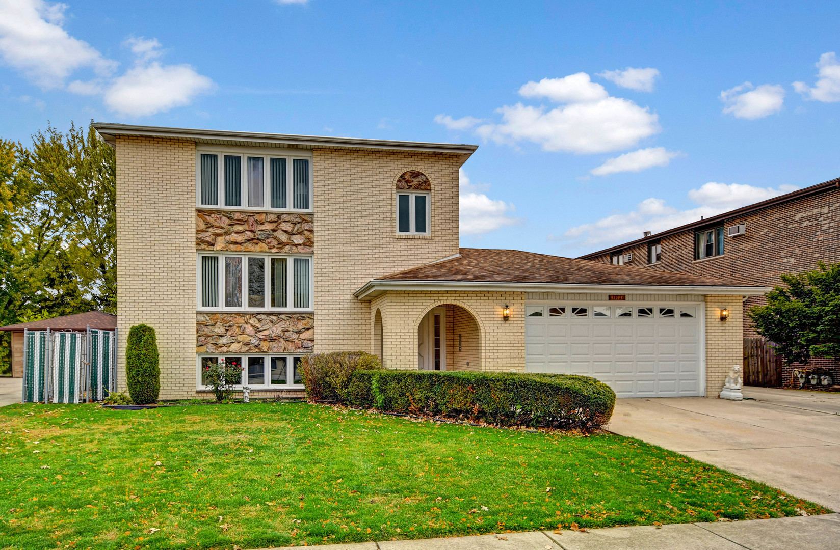 Palos Hills IL Homes for Sale Palos Hills Real Estate Bowers Realty