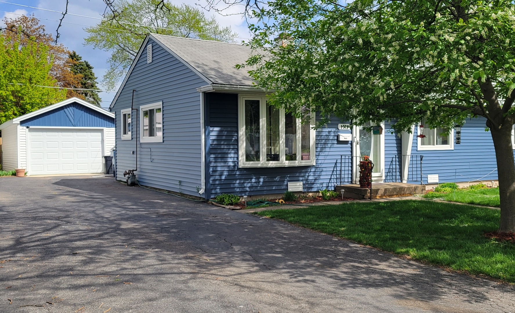 Hometown IL Homes for Sale Hometown Real Estate Bowers Realty Group