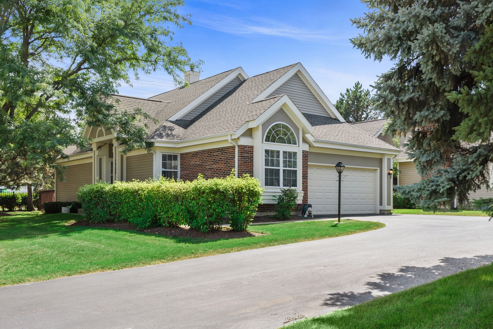 3 House in Arlington Heights