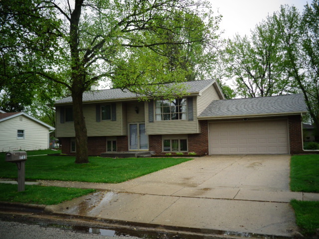 Photo of 1705 Tompkins Normal  61761