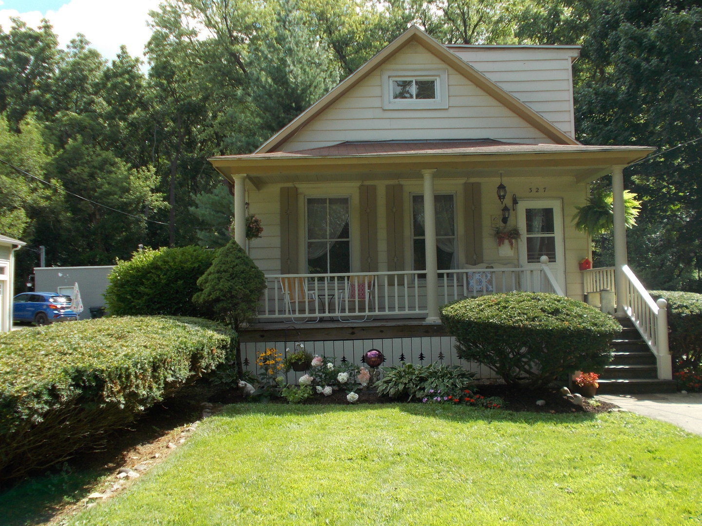 327 Elgin Avenue East Dundee Il 60118 Maureen Malone