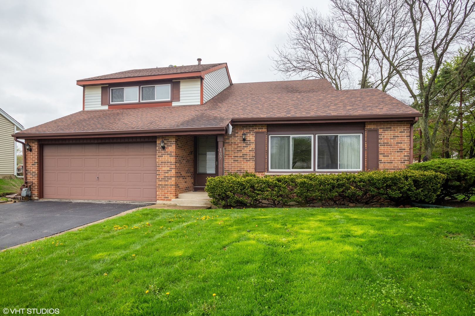 Photo of 107 IRONWOOD Rolling Meadows  60008