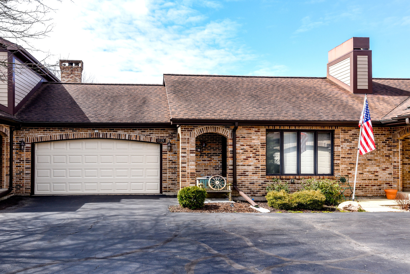 Villa Olivia in Bartlett IL Homes for Sale Villa Olivia in Bartlett