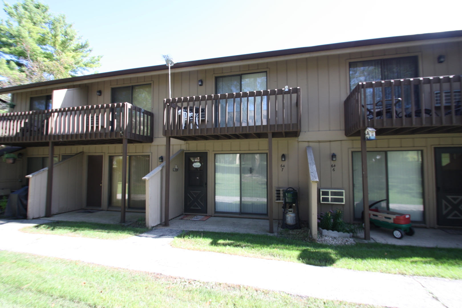 Vacation Village in Fox Lake IL Homes for Sale Vacation Village in