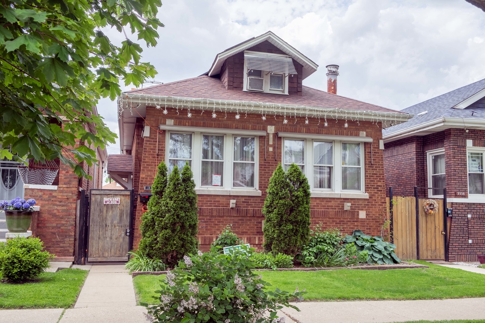 4 House in Gage Park