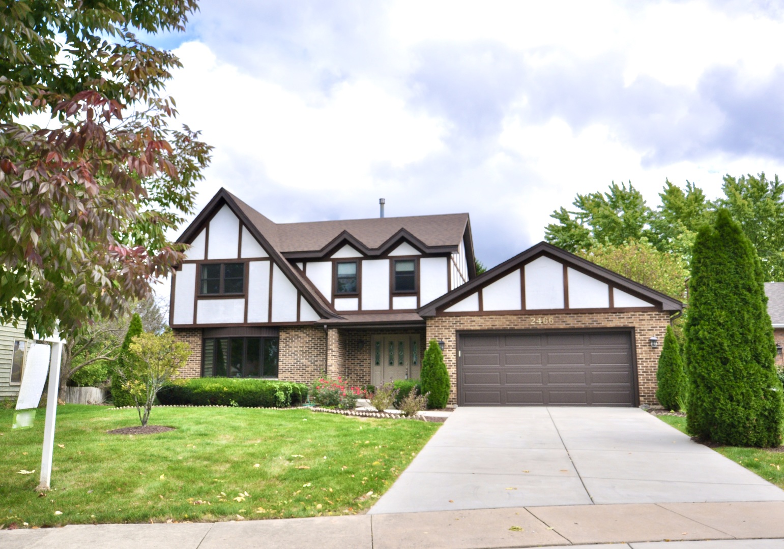 River Oaks in Naperville IL Homes for Sale River Oaks in Naperville