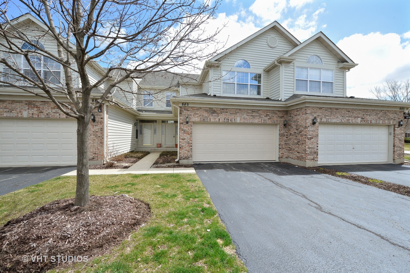 Photo of 885 Havenshire NAPERVILLE  60565