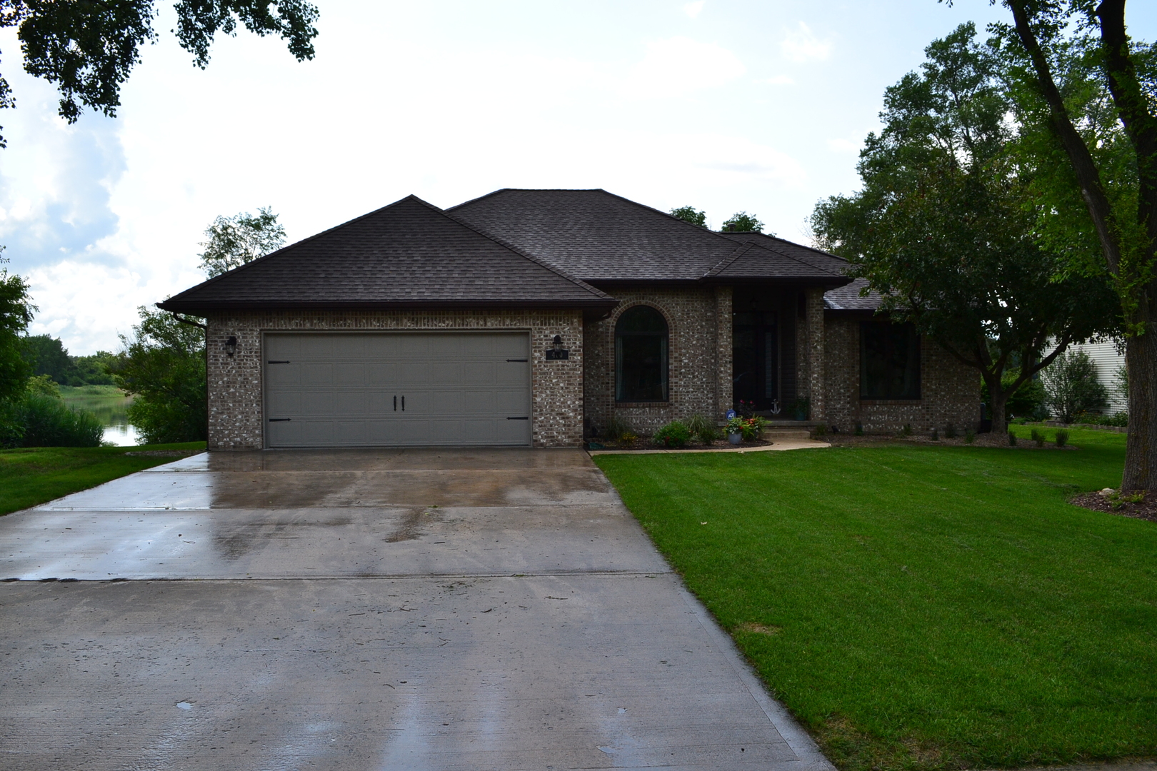 Diamond Lake in Braidwood IL Homes for Sale Diamond Lake in Braidwood