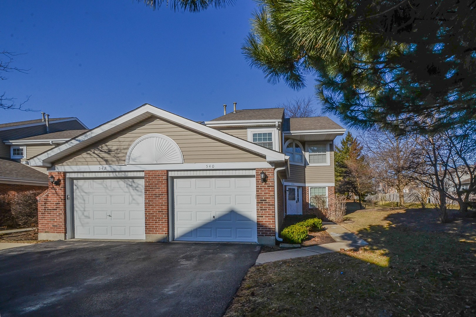 540 W Happfield Drive 540
