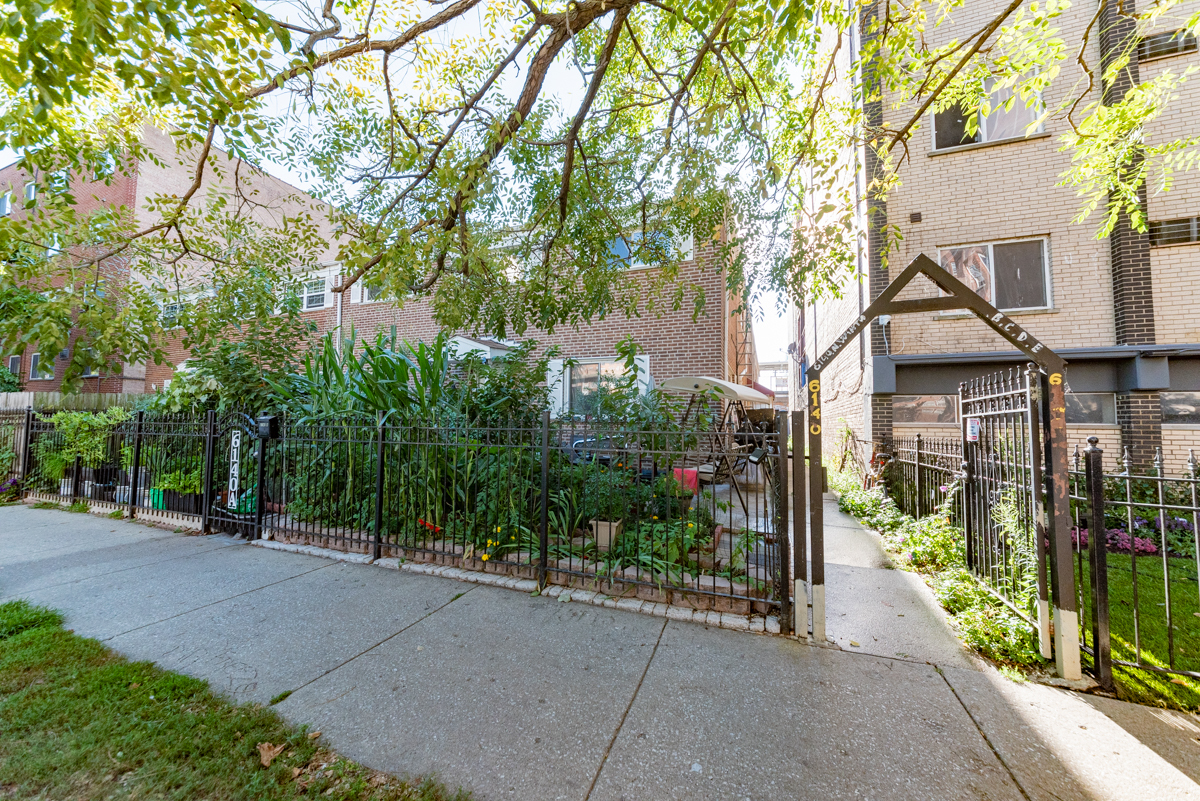 3 Townhouse in Edgewater