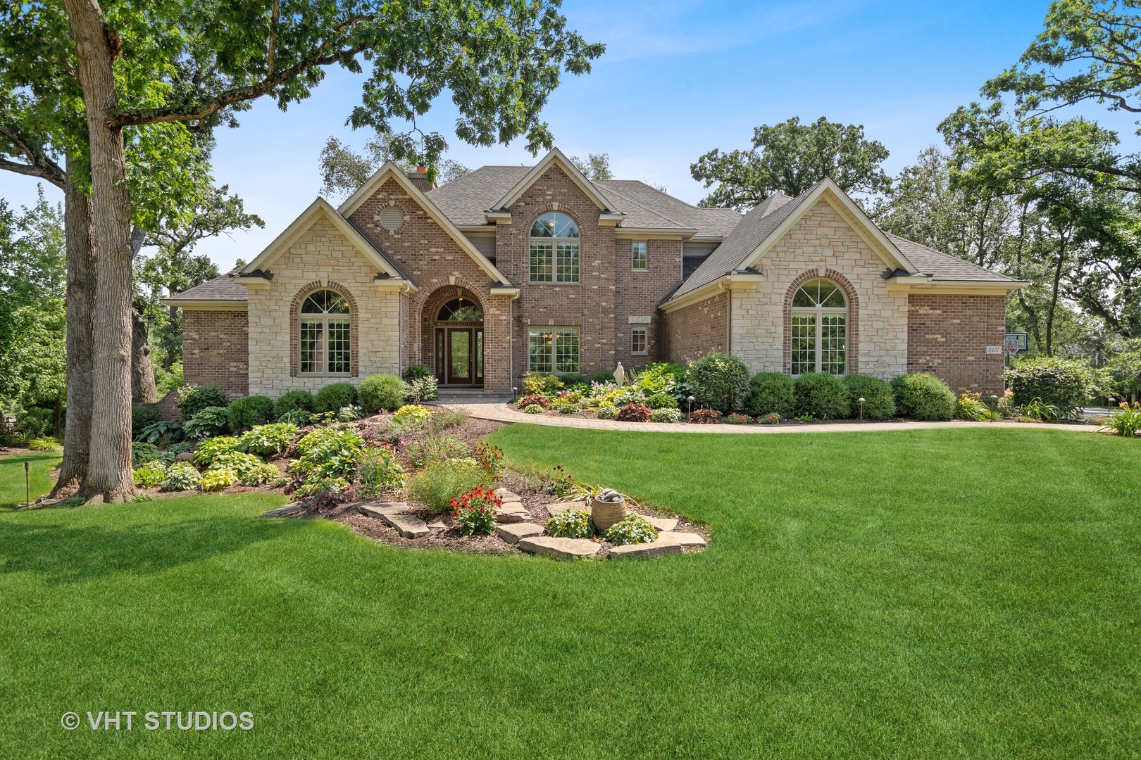 Thousand Oaks in Spring Grove IL Homes for Sale - Thousand Oaks in Spring Grove Real Estate