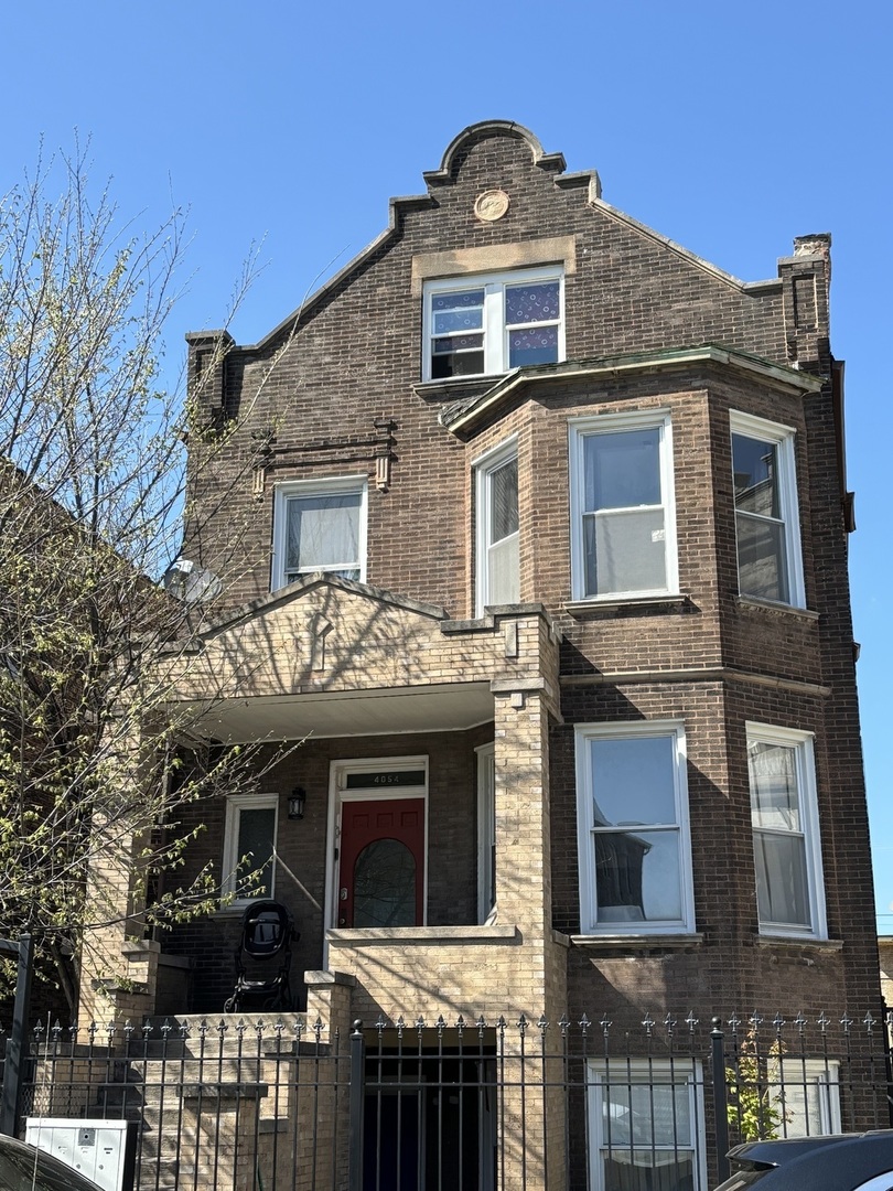 3 Apartment in North Lawndale