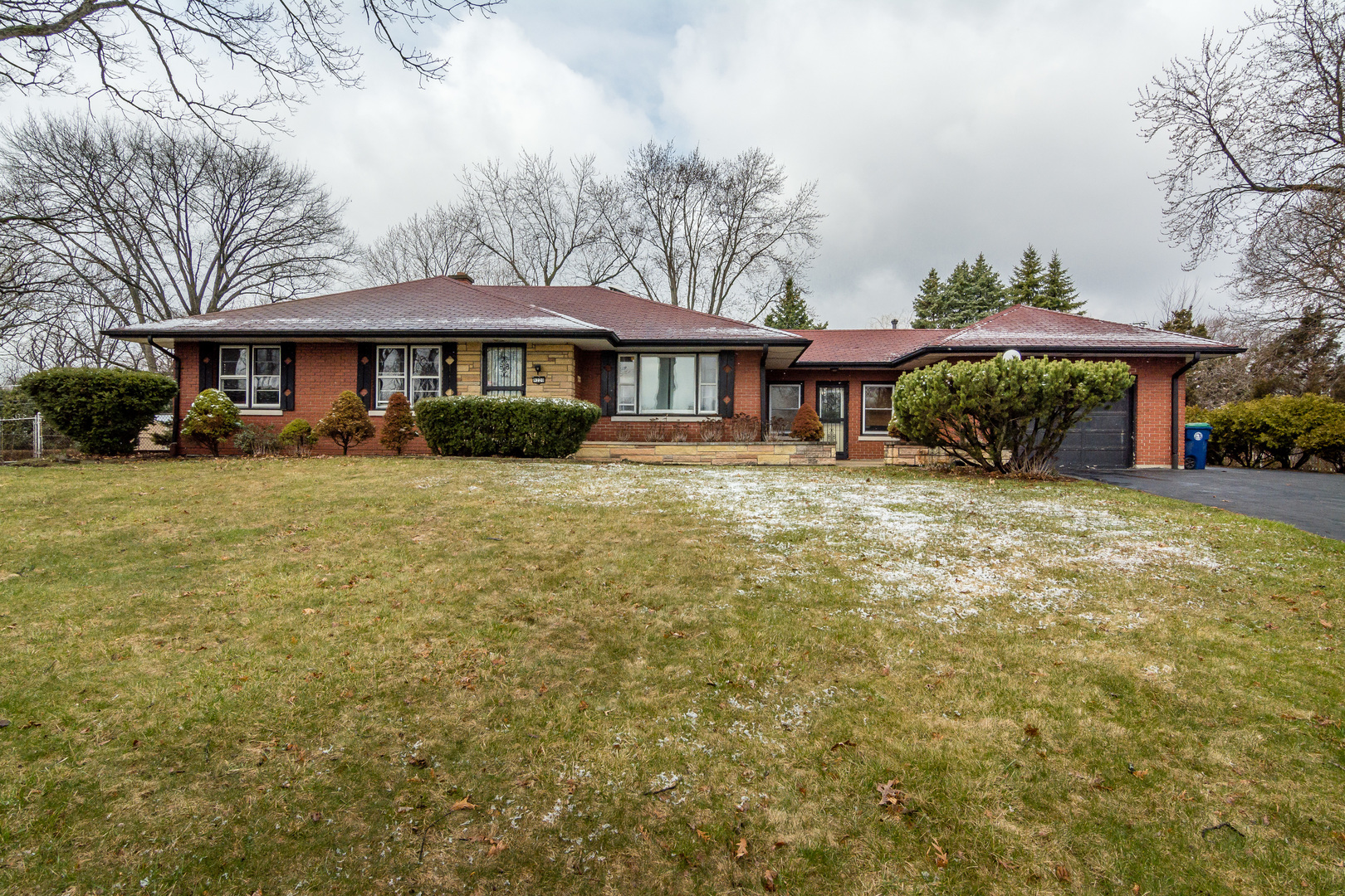 Hickory Hills IL Homes for Sale Hickory Hills Real Estate Bowers