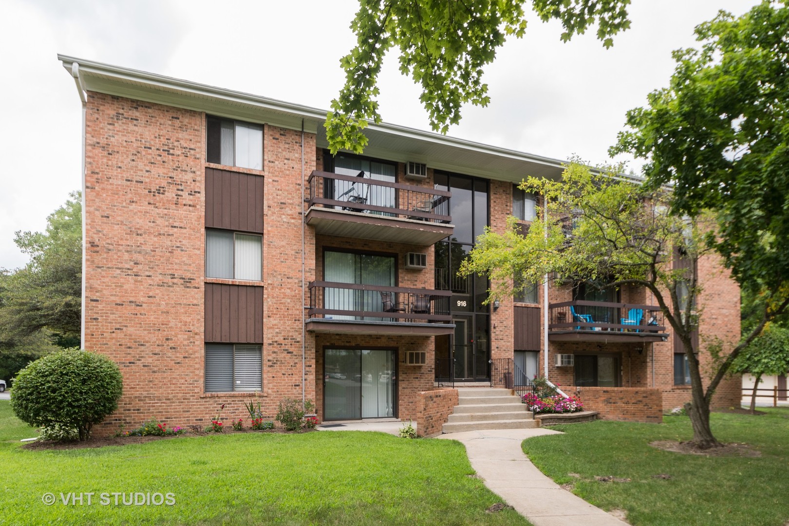 Ridgeview Condominiums in Homewood IL Homes for Sale Ridgeview