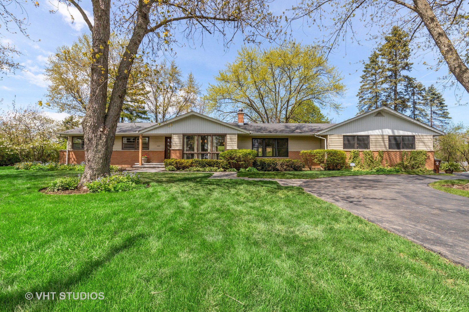 Green Oaks IL Homes for Sale Green Oaks Real Estate Bowers Realty Group