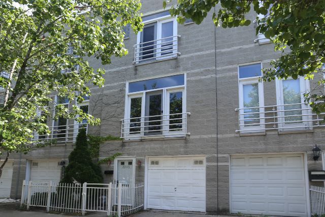 4 Townhouse in West Town
