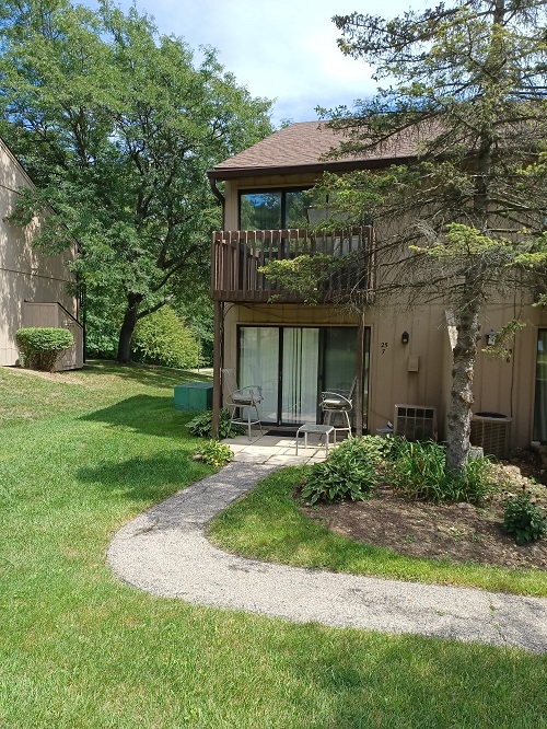 Vacation Village in Fox Lake IL Homes for Sale Vacation Village in