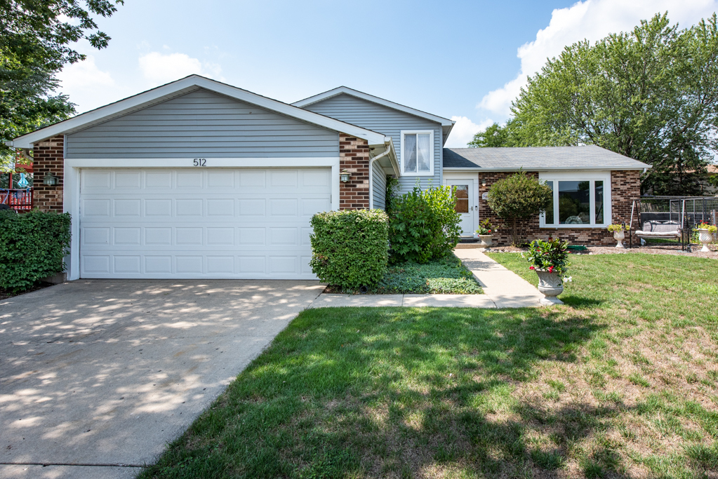 Lindenhurst IL Homes for Sale Lindenhurst Real Estate Bowers Realty