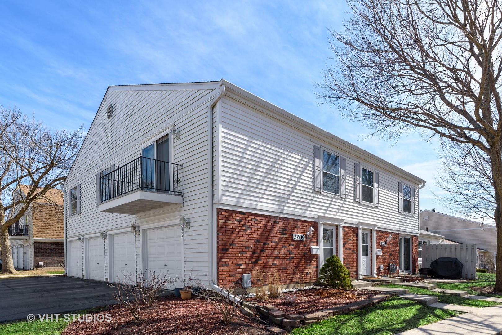 Sheffield Manor in Schaumburg IL Homes for Sale Sheffield Manor in