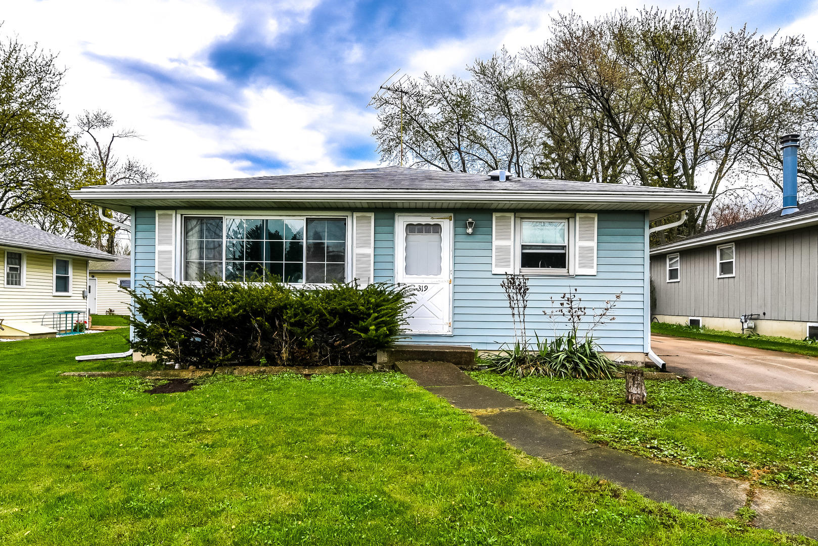 Waukegan IL Homes for Sale Waukegan Real Estate Bowers Realty Group