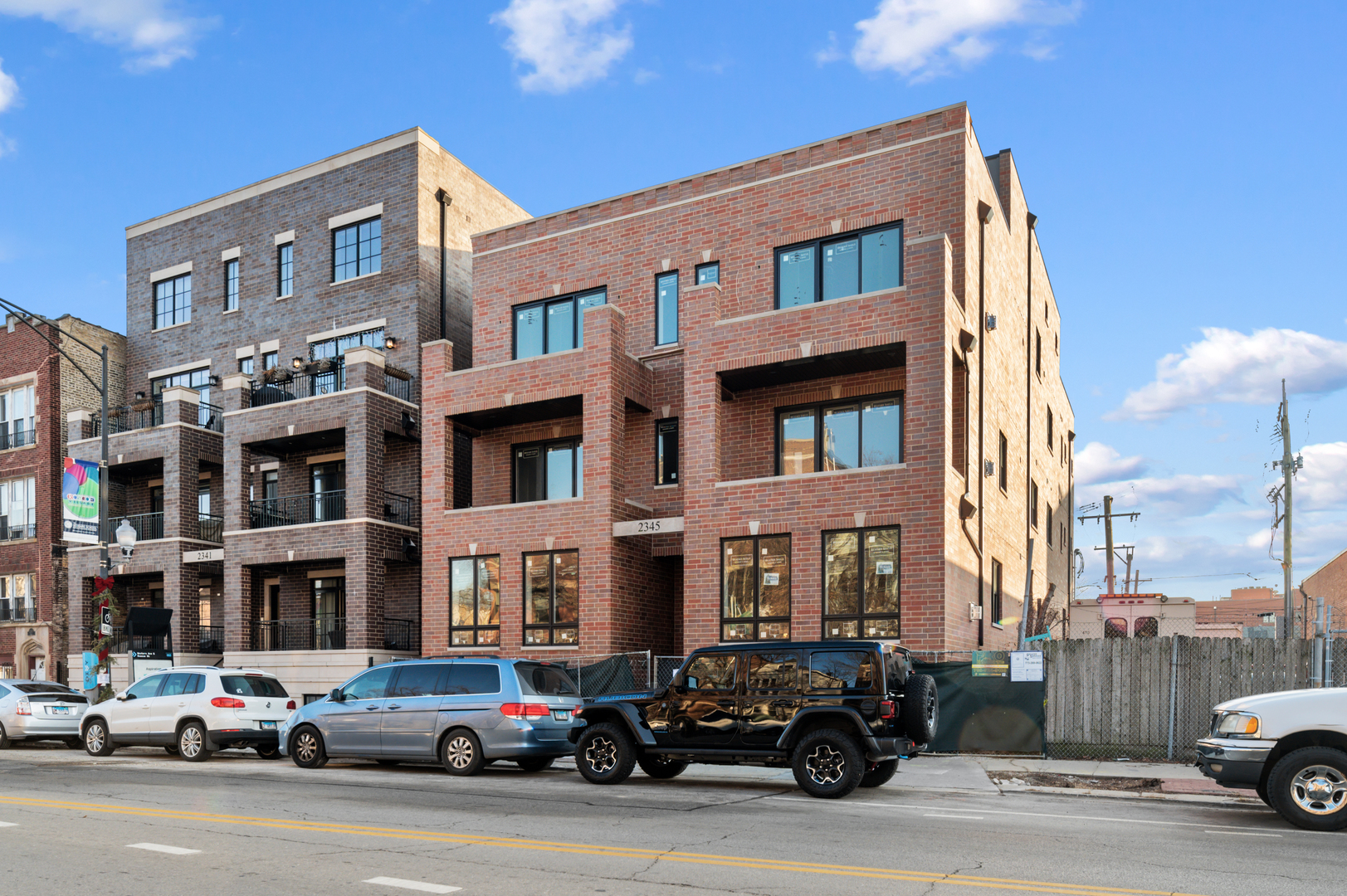 3148 N Oakley Avenue 2S, Chicago IL, 60618 | MLS #11738559 | Dream Town  Realty