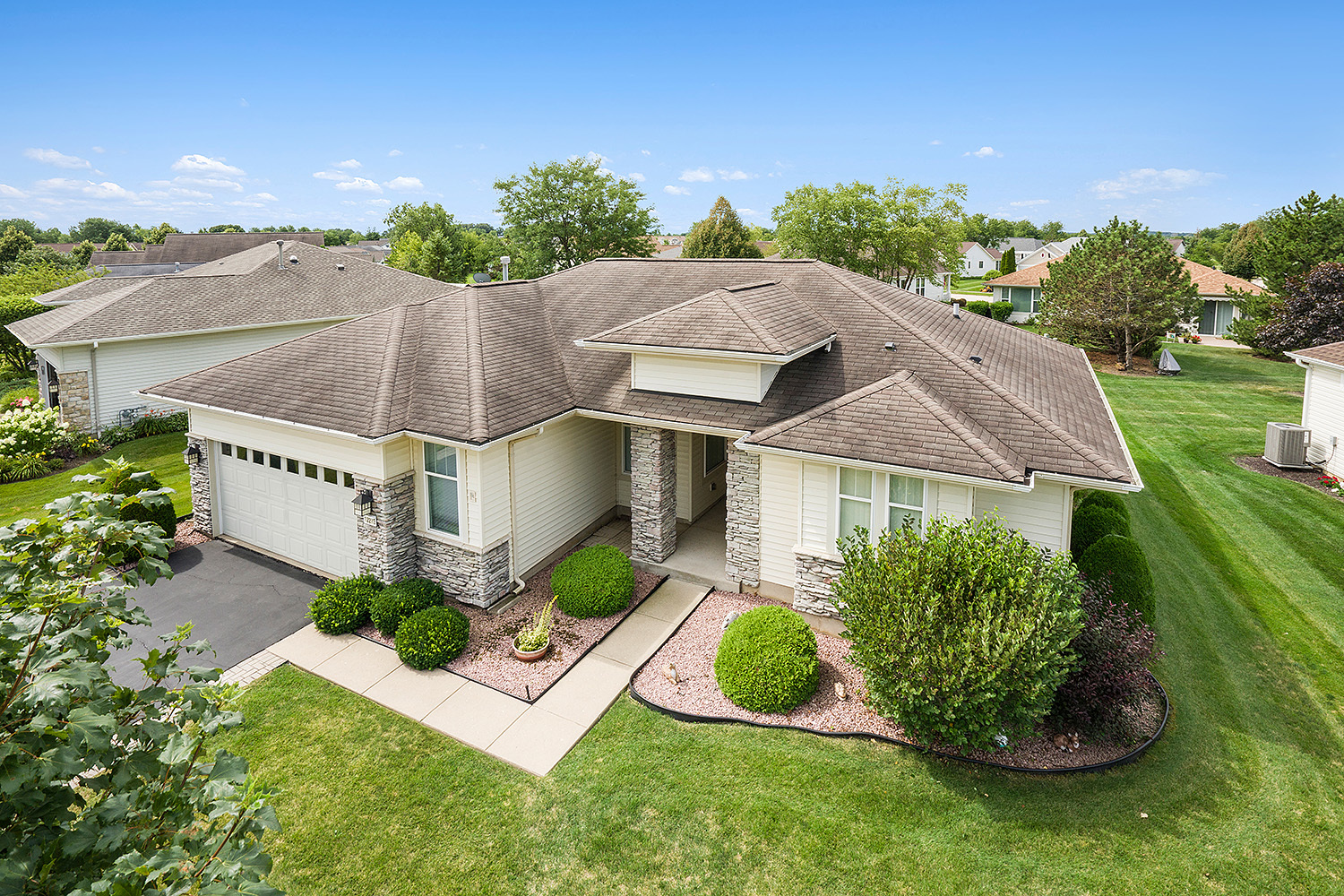 Del b Sun City in Naperville, Huntley IL Homes for Sale Del b