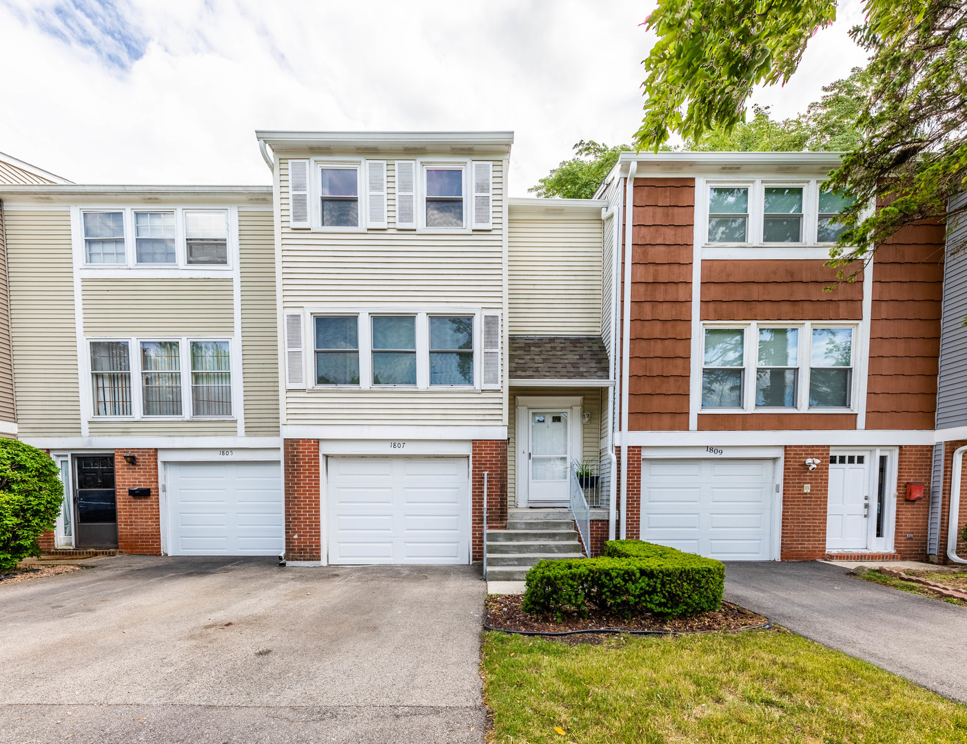 Schaumburg IL Homes for Sale Schaumburg Real Estate Bowers Realty Group